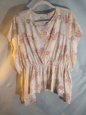 Festi size 2 cream w-pink flowers green leaves & yellow blooms